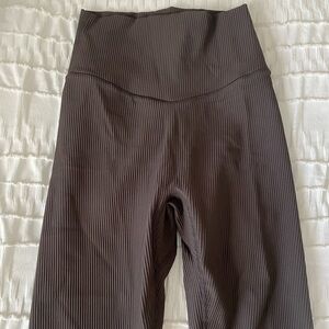 BuffBunny material girl leggings in cold brew